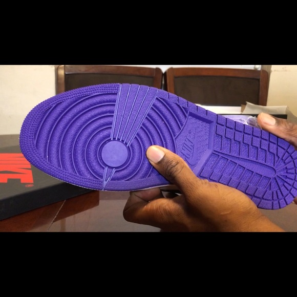 Air Force 1’s - Picture 4 of 4